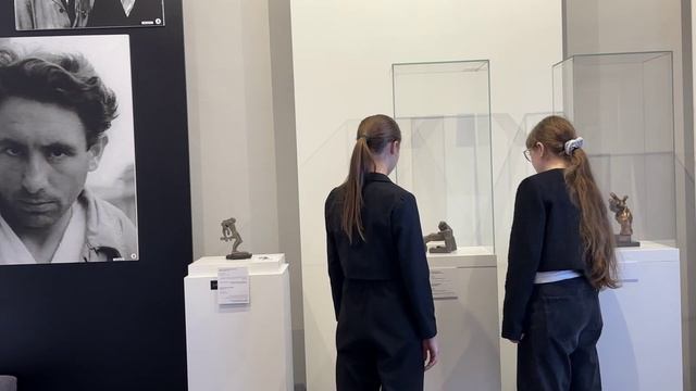 Эрнст Неизвестный_Раненый солдат Студия мультимедиа Пчелиный рой Екатеринбург 2025_