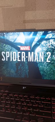 Общаюсь с вами попутно прохожу Marvel Spider man 2