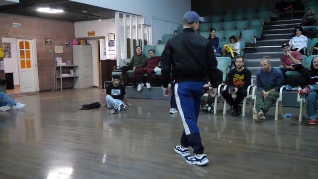 pro 1x1 bboy Kosmos vs Neon - "ALL OPTION" break dance battle