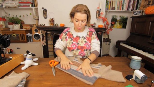 Sweater to headband and snood ... in 5 minutes.