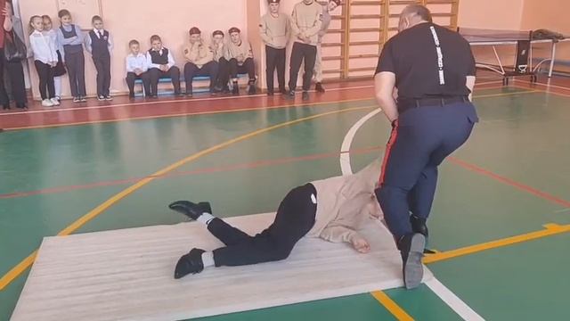 фланкировка и приёмы против ножа