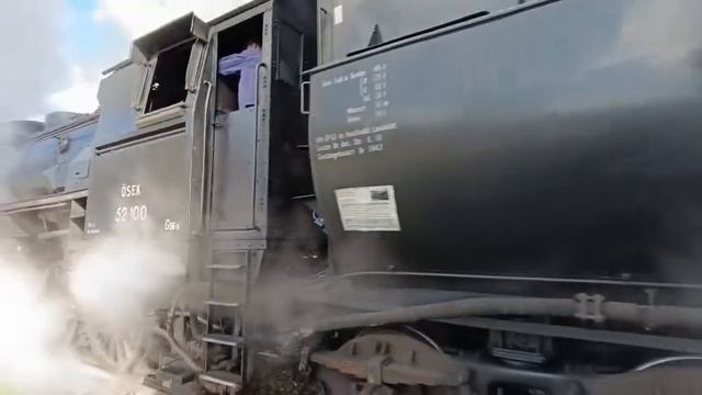 Выезд паровоза из депо