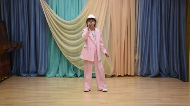Новикова Ксения Начинающий артист