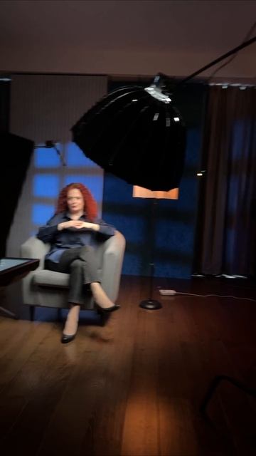 #brandface 🌟
Психолог - Татьяна Монахова
https://www.kino-teatr.ru/kino/acter/w/ros/9104/bio/