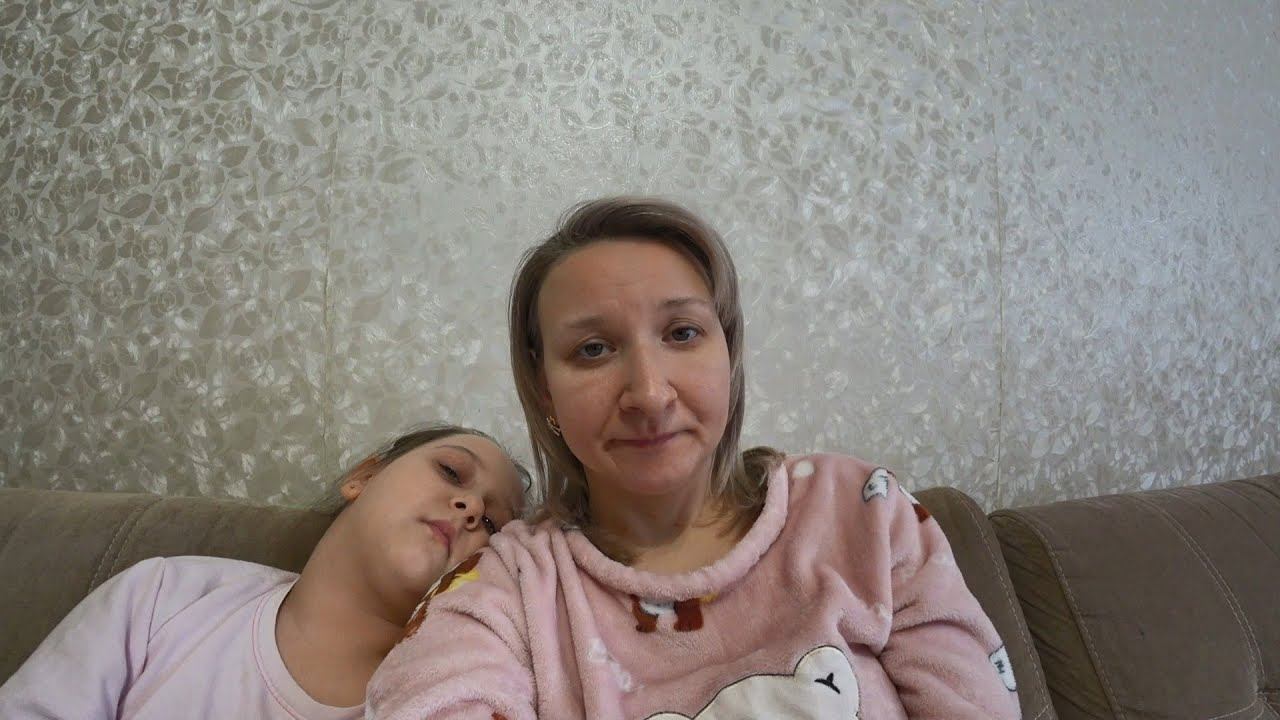 Влог : Ждём врача⚕ / Как прошла ночь ?