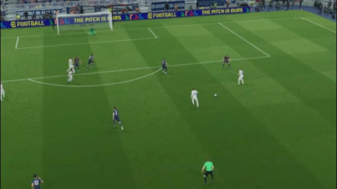 eFootball 2025. Тычок от Неймара