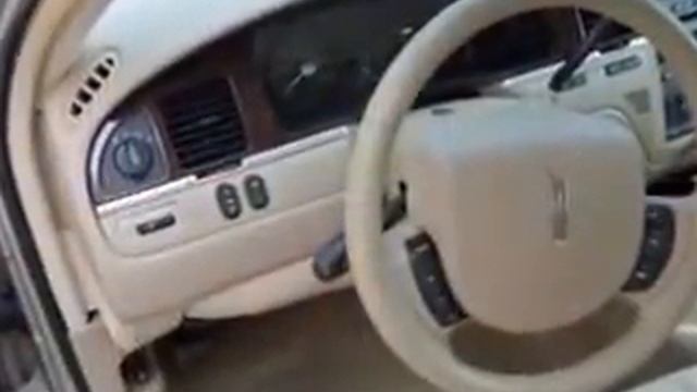 2007 LINCOLN Town Car Signature Sedan - North Charleston, SC