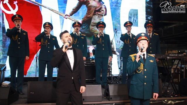 День Победы - Военный хор п/у Владимира Яцкевича Фудмолл Привоз - Выступление, приуроченное 9 мая