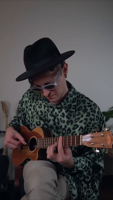 Sex and the City main theme ukulele cover