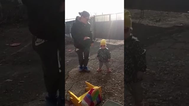 VID-20250412-WA0002.mp4