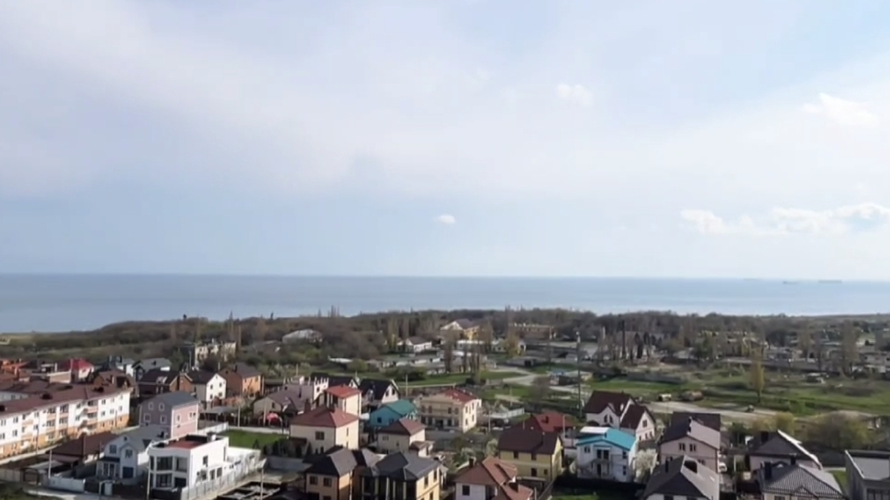 ДВУХКОМНАТНАЯ КВАРТИРА В ЮЖНОМ РАЙОНЕ НОВОРОССИЙСКА