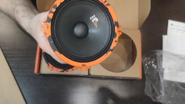 Обзор и замена динамиков в Рено Сандеро на DL audio Gryphon pro 130 .