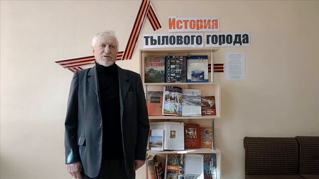 Межонов Владимир Григорьевич. Стихотворение  "Сеял мелкий дождик". Читает автор