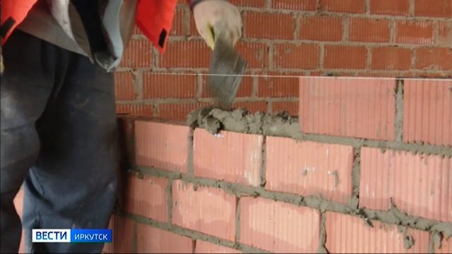 Дом спорта, поликлинику и общежитие медколледжа в поселке Усть-Ордынский сдадут в эксплуатацию