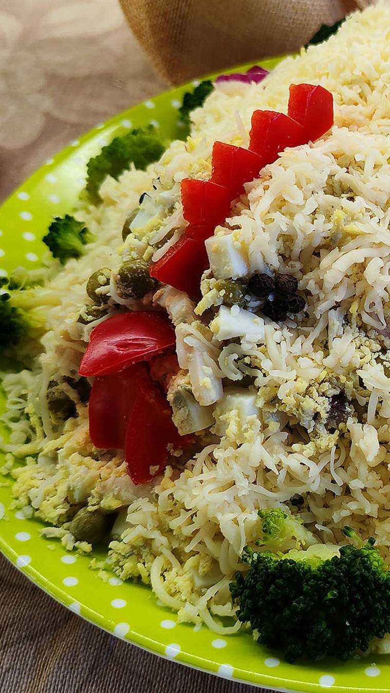 Салат Петушок-гребешок вкусно и по-праздничному.