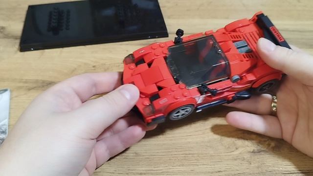 Обзор автомобиля  Ferrari F4T LM из конструктора Mould King аналог Лего