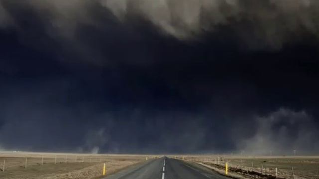 15 лет назад Эйяфьятлайокудль закрыл небо над Европой. Как это было.