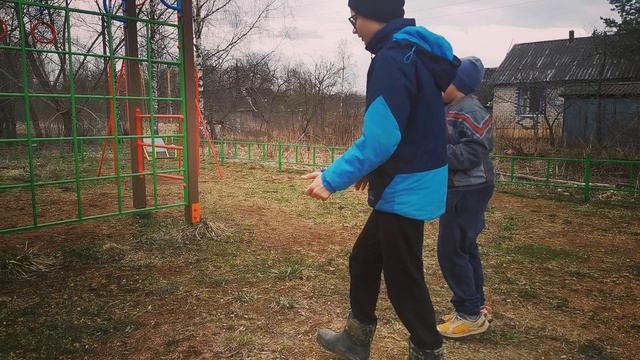 VID_20250415_152901.mp4