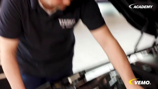 Fehlersuche bei der Zündspule - Zündspule wechseln beim 5er BMW E61 [V20-70-0022]