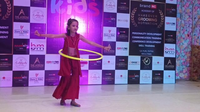 Hulahoop performance by Tiara|| Nach meri rani dance cover