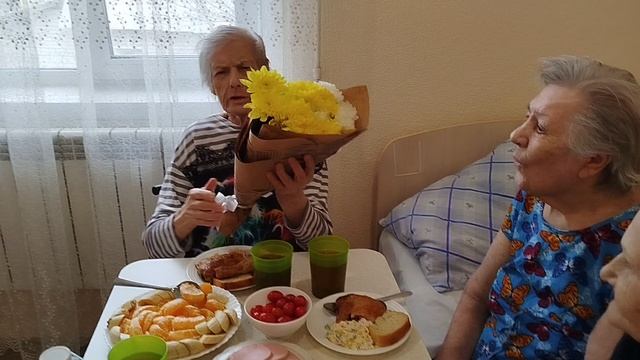 🤗🌸🌷🥰☀️ 13 апреля  2025 Кривоноговой Марии Павловне исполнилось 76 лет.