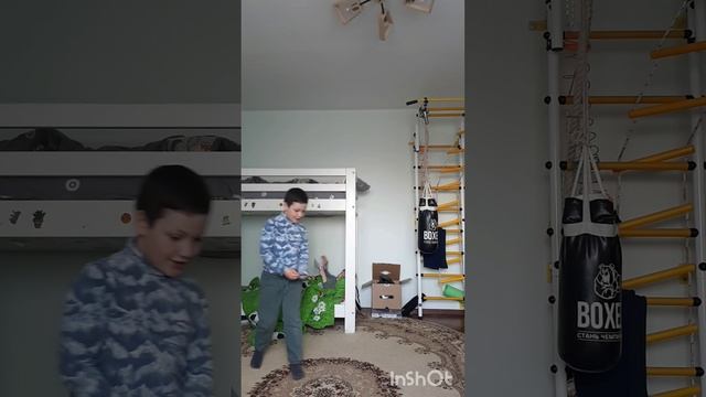 кино