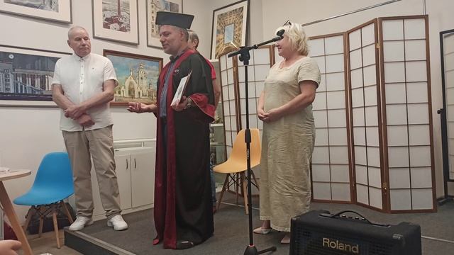 вручение диплома академика ПАНИ Антону Стекольщикову, народному художнику России