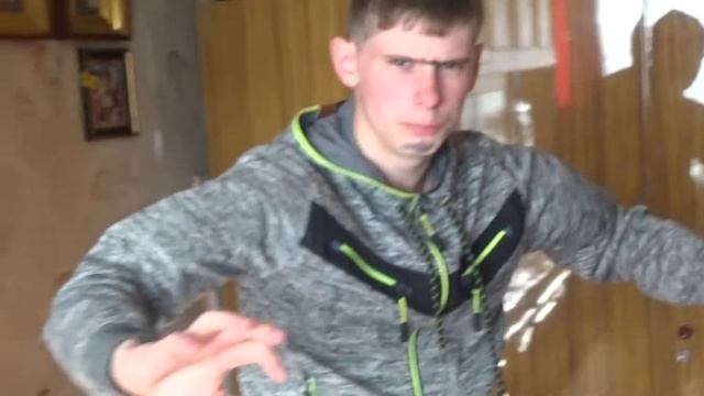 Накаченные и счастливые (Пародия на Взвешенные и счастливые)