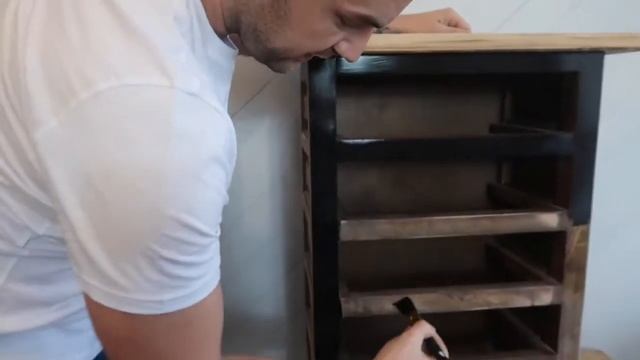 Painting Furniture with Cornish Milk Mineral Paint (Black Rock)