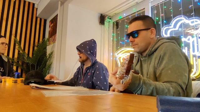 На белом белом покрывале января