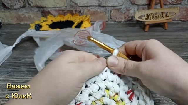 Модно, дёшево, экологично: Сравниваю изделия из пакетов и трикотажа. Кто победил?