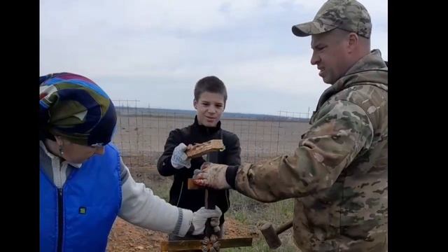 Прихожане храма привели в порядок могилы