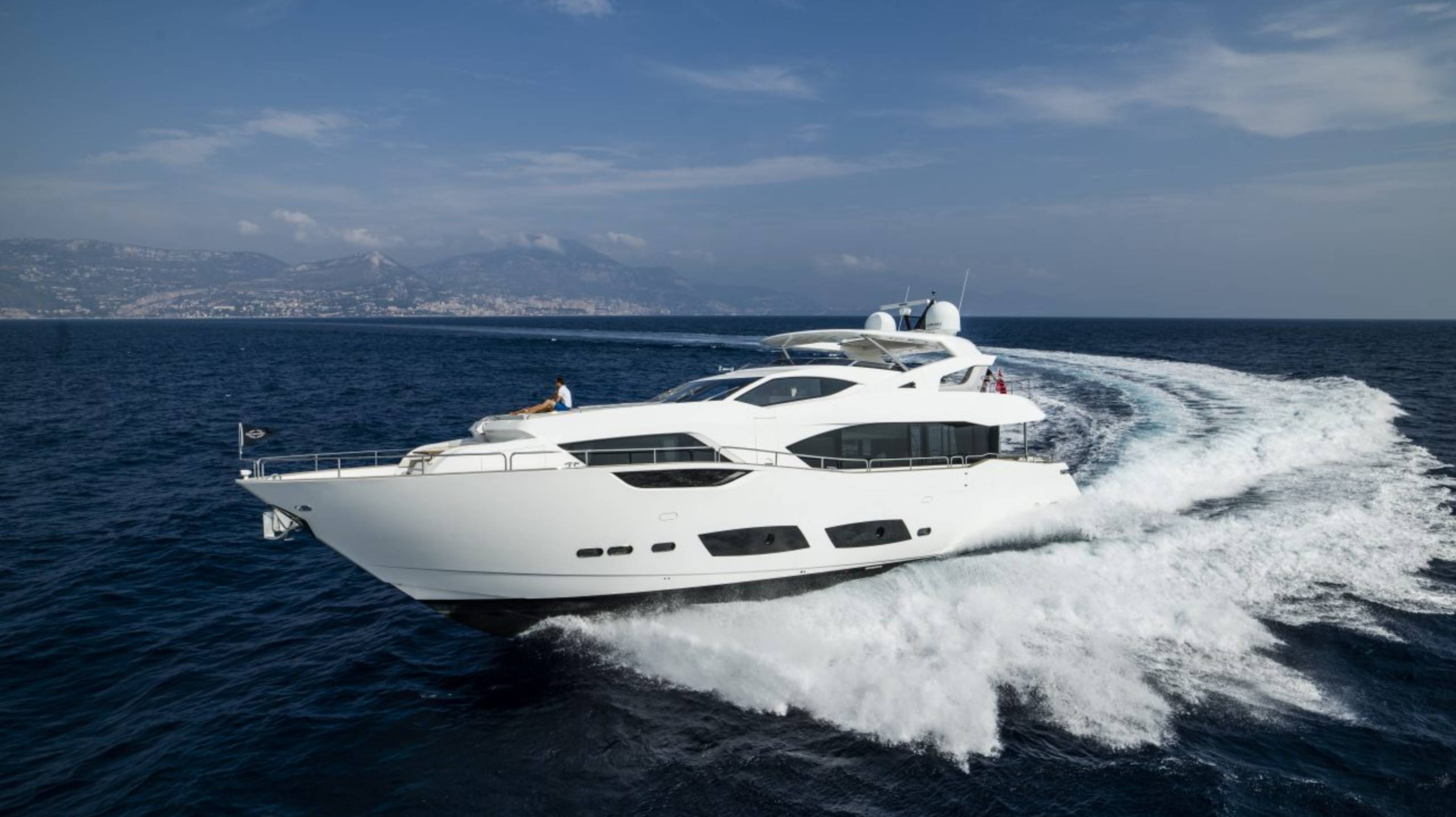 Beautiful Sunseeker 95 Yacht