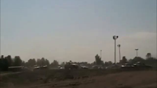 Humberstone Speedway Eve of Destruction 2011- 75 Lap enduro part 1