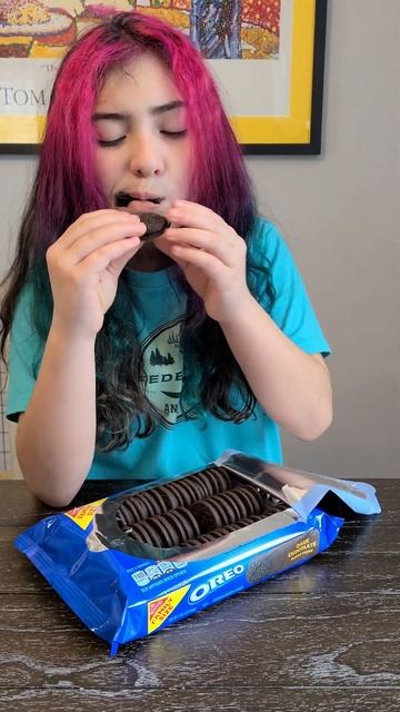 Let's ask Peyton: Dark Chocolate Oreo