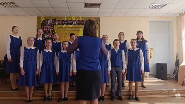 Муз. Якова Дубравина, сл. Вольта Суслова "Россия Россией останется". Исполняет хор "Созвучие"