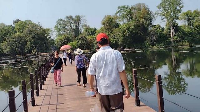 ប្រាសាទនាគព័ន្ធ/NeakPean temple