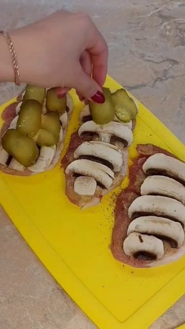 Готовим свинину под шубой 🐷🧥