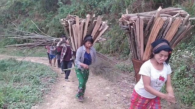 kaishan pangmi youth carrying fire woods 🪵 during the singing practice. this year 20 April 2022