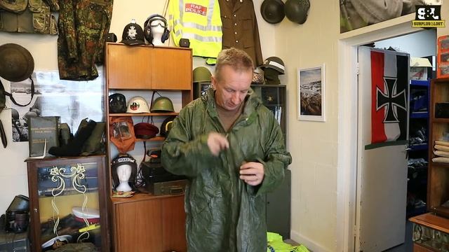 US wet weather olive parka