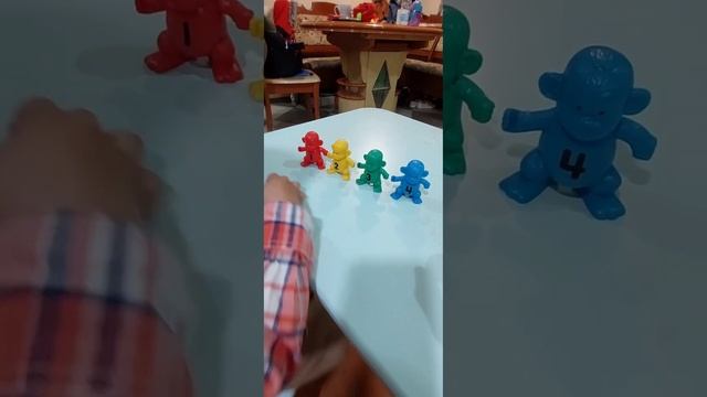 "Какая обезьянка убежала?" поставить на место