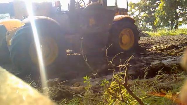 JCB 530 Steine laden