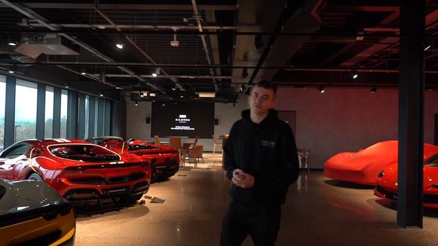 EP10 | LONDON'S CRAZY SUPERCAR HAVEN...