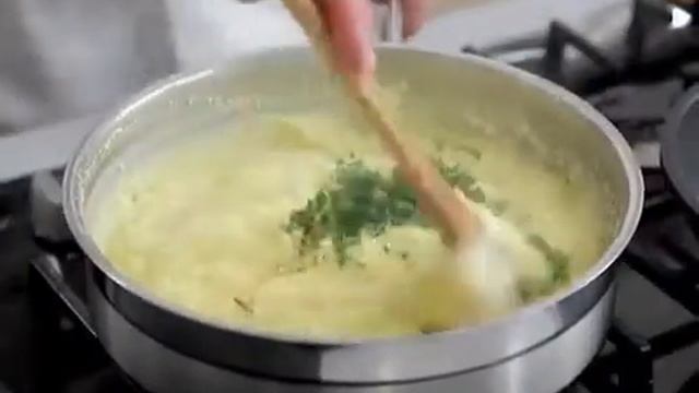 Pikantni gratinirani zalogajčići od palente i kobasica - Fini Recepti by Crochef
