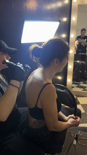 🪽 Анна снова с нами — тату крыльями на спине! 🪽 #татуобучение #татумастер #ильясмалевич