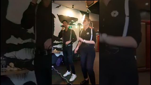 Ведущая праздников Алёна Усольцева, DJ Нико Воронцов и эстрадно-джазовый вокалист Андрей Зорин.