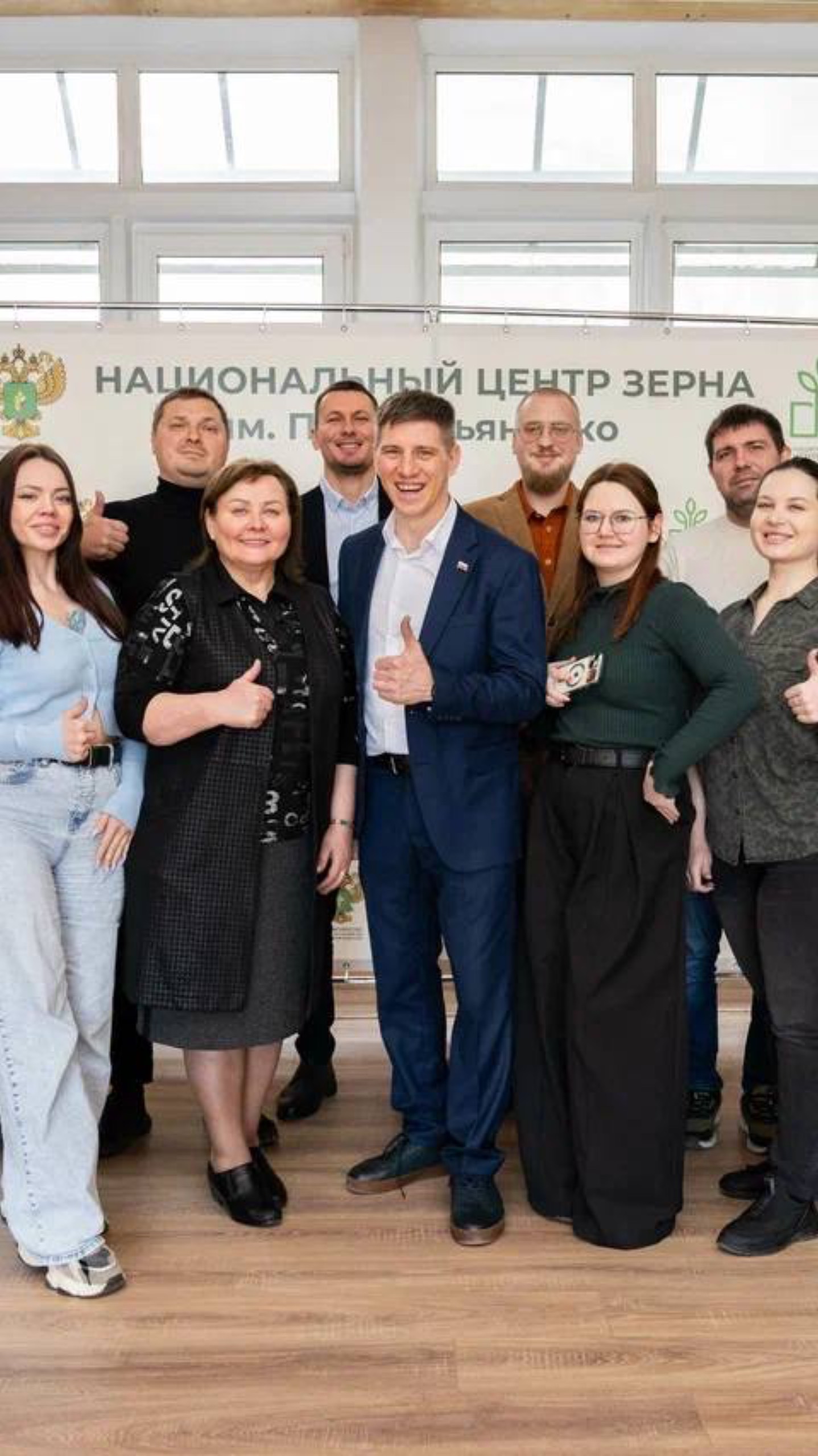 Мотивация сотрудников- Юрий Шабаров.

#продажи #бизнес #клиенты #мотивация
