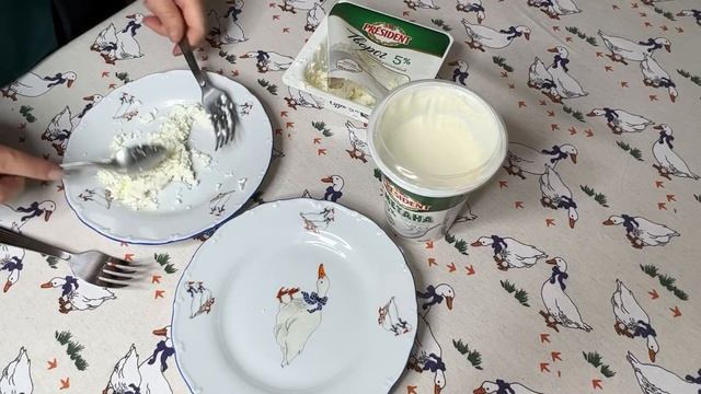 Құрғақ бетке арналған маска  Творог пен қаймақтан