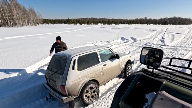 НИВА ЕДЕТ ВЕЗДЕ.....!?!?!?!?!?