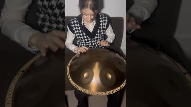 Ханг Magic Voyage – редкий кастомный строй в Ми миноре. Медитативная игра
